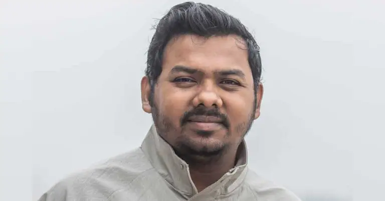 সারোয়ার তুষার